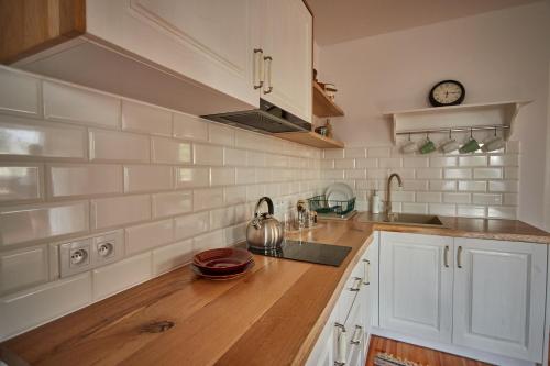 Dapur atau dapur kecil di ROZTOCZE Wiejski Domek