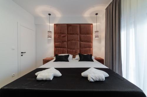 Vagabundo beachfront apartment 1 - Luxury - Sea views - Free parking