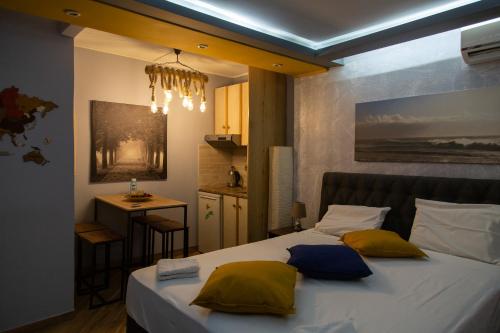 Studio Acropolis