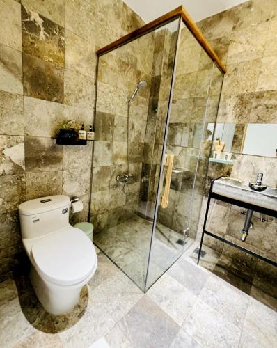 Un baño de Côn Đảo House