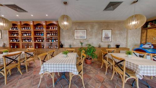 Restoran atau tempat lain untuk makan di Hotel Mistral
