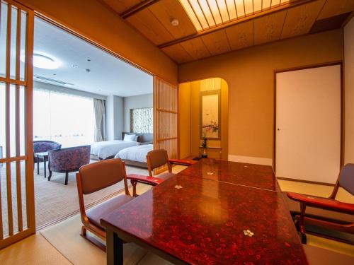 Gallery image of Yamashiro Onsen Miyabi no Yado Kaga Hyakumangoku in Kaga