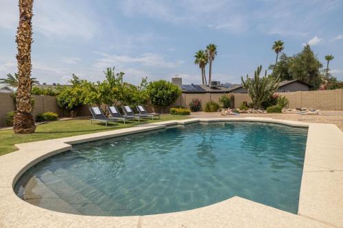 Scottsdale Sahuaro home