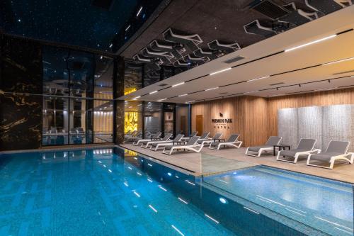 Bazén v ubytování Premium Park Hotel nebo v jeho okolí