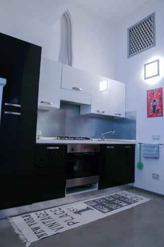 Η κουζίνα ή μικρή κουζίνα στο Casa Halaesa 48