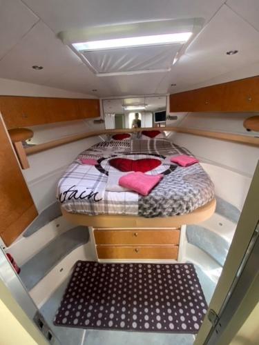 Nuit de rêve sur Bateau MAMOURS II