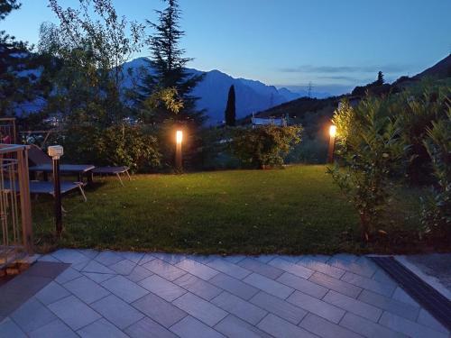 Ein allgemeiner Bergblick oder ein Berglick von der Ferienwohnung aus