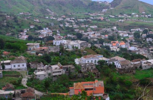 Fotografie z fotogalerie ubytování Residensia Ka Denxu v destinaci Vila Nova Sintra