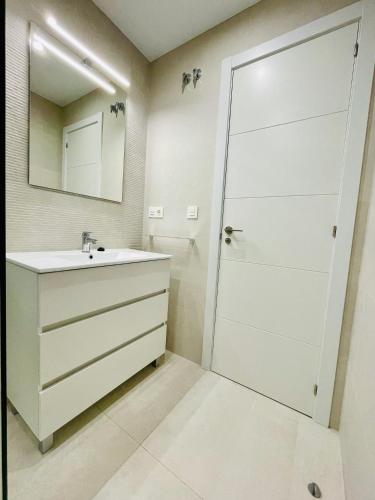 Benal Beach Sea View Apartment (Benalmadena)