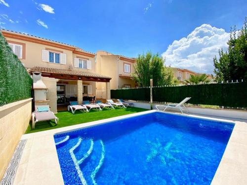 C329 Estrella Verde by Mallorca Villa Selection