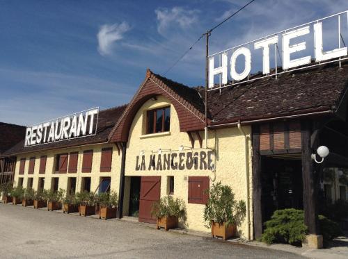 Logis Hôtel Relais Paris Bale - Restaurant La Mangeoire, Montieramey –  Updated 2023 Prices