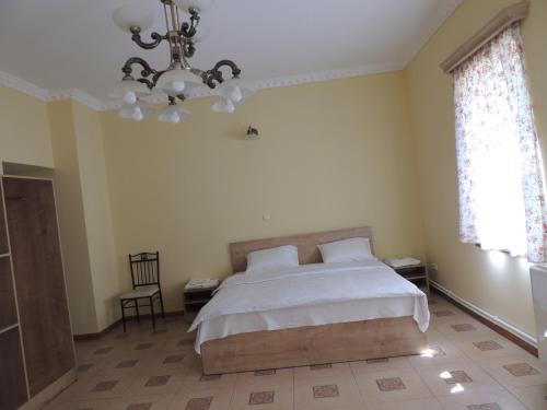  Popock City Center -  Room  picture :   Shower    Bath    Air conditioning                           