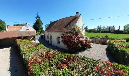 Photo de la galerie de l'établissement Gite de Marcureau, à Louchy-Montfand