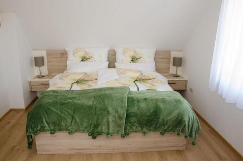 Ένα ή περισσότερα κρεβάτια σε δωμάτιο στο Voitsberg-Apartments