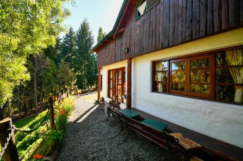 Foto de la galería de Hostel El Mirador en El Bolsón