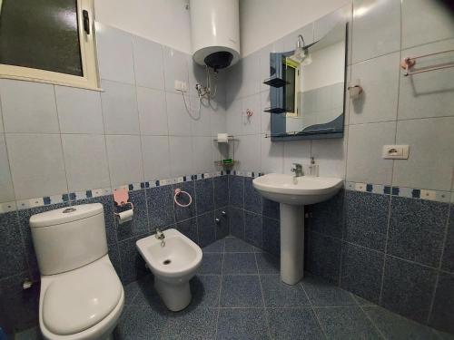 Fotografie z fotogalerie ubytování HOTEL KALEMI v destinaci Zhaban