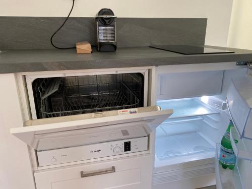 Kuchyň nebo kuchyňský kout v ubytování Manoir et Appartements avec piscine au Domaine de Bize Mirepoix