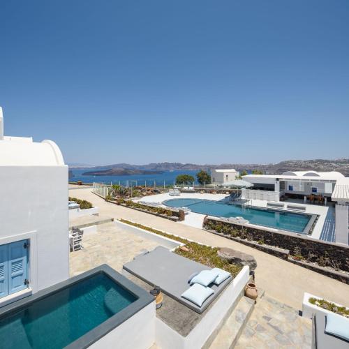 a view of the pool at the villa at Kalestesia Suites in Akrotiri