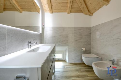 DesenzanoLoft Palazzo Visconti Luxury Suite tesisinde bir banyo