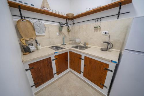 Gallery image of Apartments Oliva in Risan