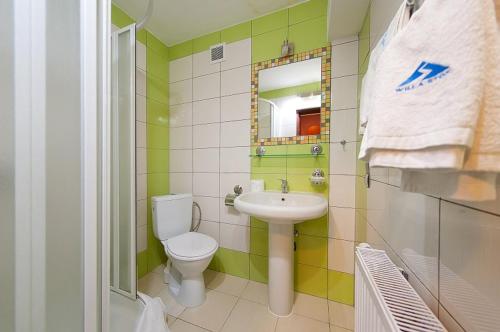 Un baño de Willa Stok ***