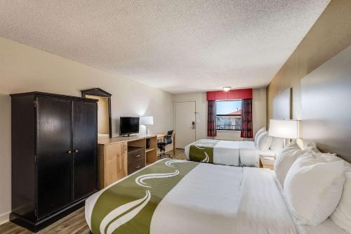 Imagen de la galería de Quality Inn & Suites Hot Springs - Lake Hamilton, en Hot Springs