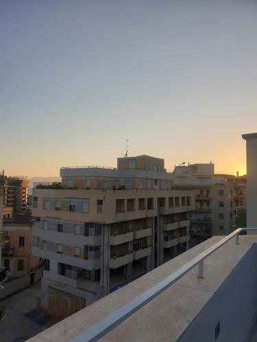 Východ nebo západ slunce při pohledu z apartmánu nebo okolí