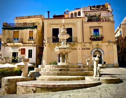 Gallery image of Casa del Ginnasio - Taormina city center in Taormina