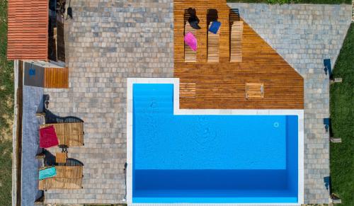 Πισίνα στο ή κοντά στο Holiday Home Dika
