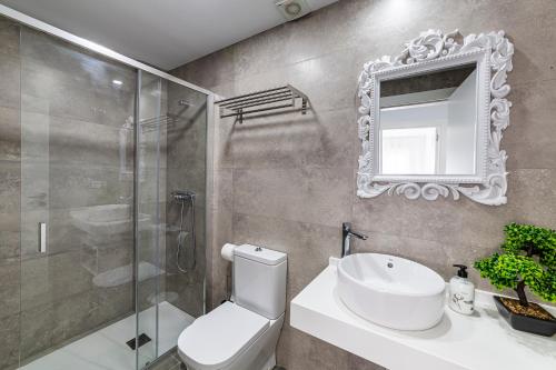 Bathroom sa Apartamentos “Mar de Coral” Aguadulce