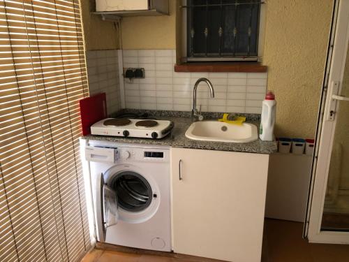 A kitchen or kitchenette at Apartemento Monika Monte Pedrera C 1 TOP Aussicht