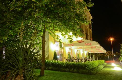 Zahrada ubytování Parish Hotel