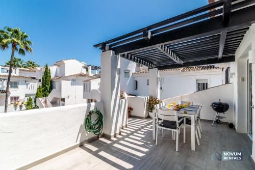 Top renovated penthouse in Los Naranjos