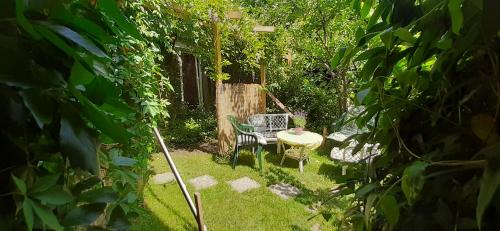 Zahrada ubytování Fassbinder Klause mit Mini-Terrasse