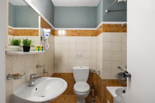 Un baño de Arion Hotel