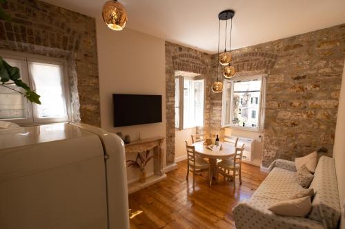 La Cantada - Renovated apartment in Corfu town