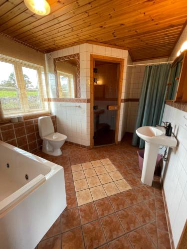 Koupelna v ubytování Humpen, Hultåkra