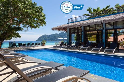 Phi Phi Long Beach Resort and Villa (SHA Plus+)