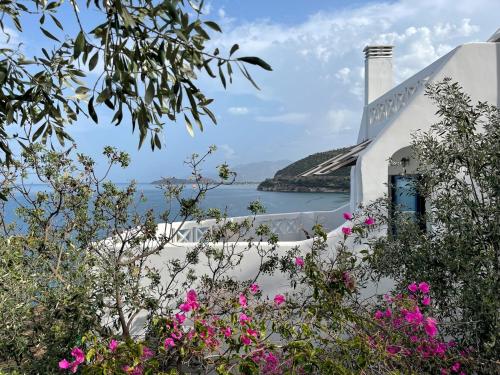 Gallery image of Muses seaside Villas in Paralion astros