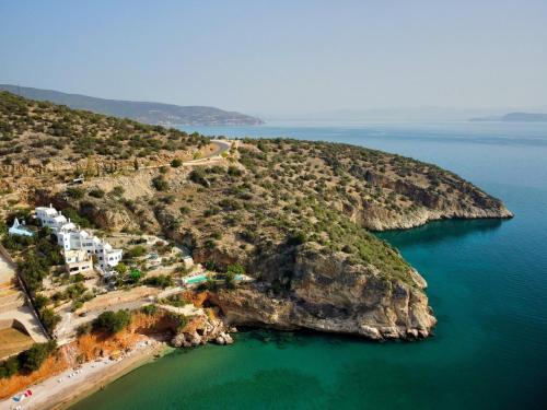 Gallery image of Muses seaside Villas in Paralion astros