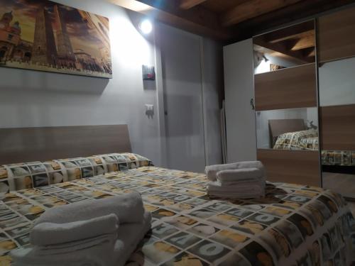 BHH BOLOGNA HOLIDAY HOME private Garden Reserved Parking -wwwbolognaholidayhomecom- house garden parking photo 37