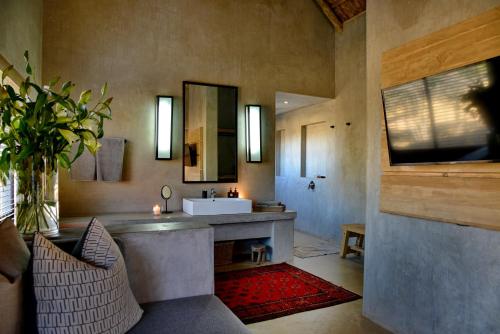 Gallery image of Ngala Lodge in Klipdrift