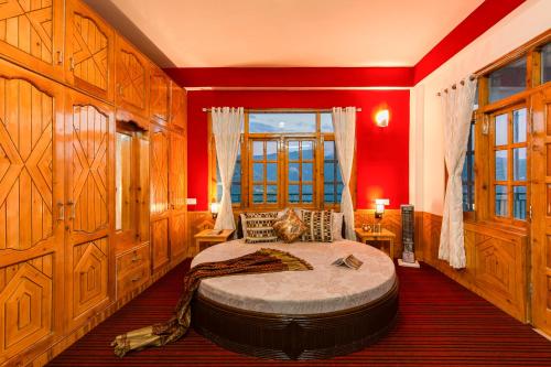 Gallery image of Zostel Homes Kotkhai (Shimla) in Shimla