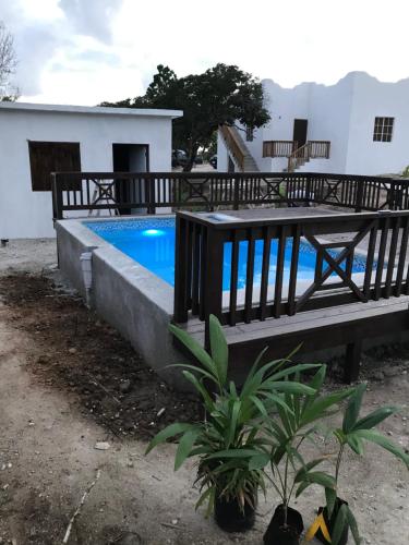 Bazén v ubytování Azteca Villas nebo v jeho okolí