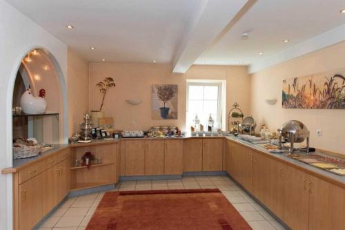 Η κουζίνα ή μικρή κουζίνα στο Hotel Restaurant Zum Schiffchen