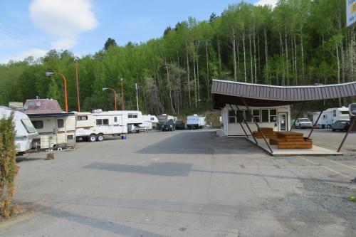 Gambar di galeri bagi Rest Inn RV Park di Terrace