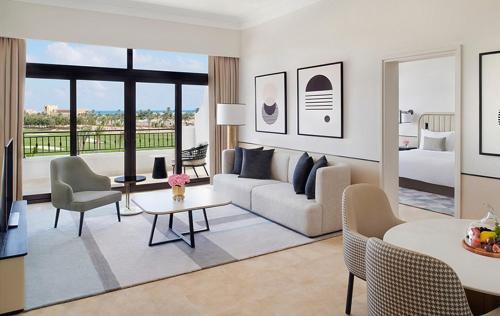 Serviced Apartment in Address hotel