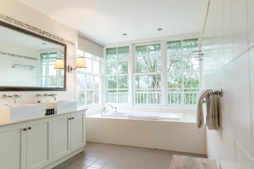 Un baño de Nimbo Fork Lodge