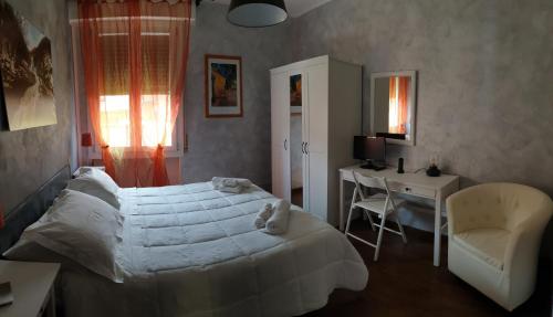 Katil atau katil-katil dalam bilik di hotel Bologna