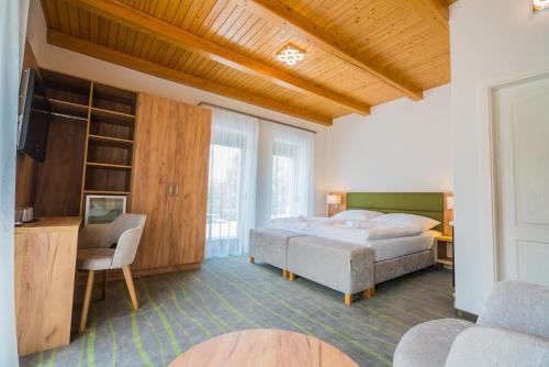 Gallery image of Hotel Diana in Siófok